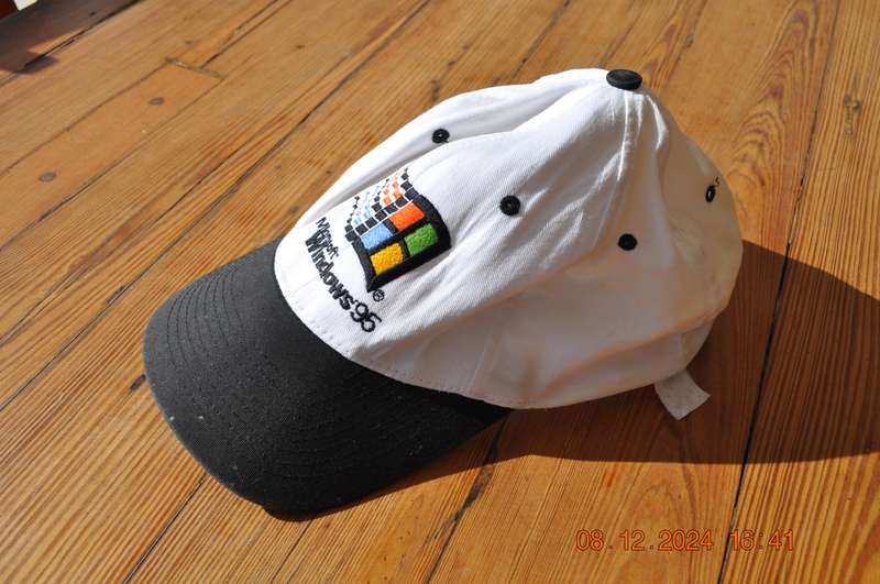 Vintage Microsoft Widows 95 Baseball Cap