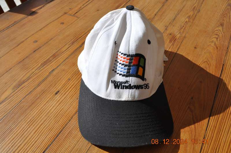 Vintage Microsoft Widows 95 Baseball Cap
