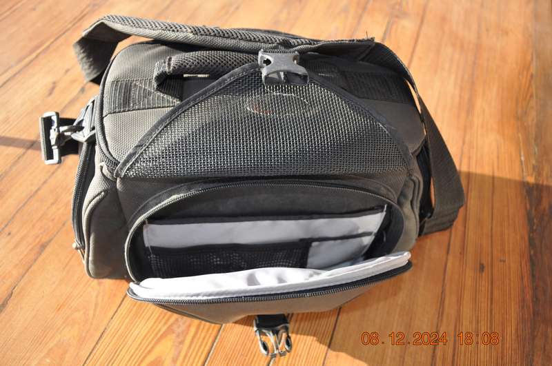 Lowepro TX 500 Camera Bag