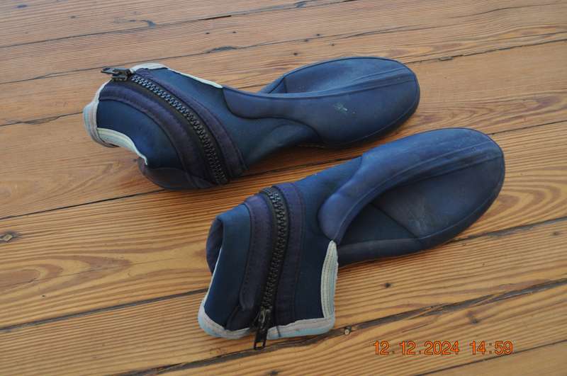 Scuba Dive Booties (size 9)