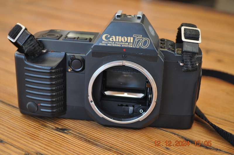 Vintage Canon T70 SLR 35mm Film Camera (body only)