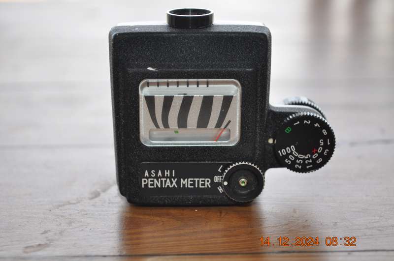 Vintage Asahi Pentax Light Meter
