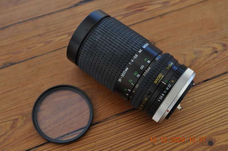 Super Cosina 35-200mm Camera Lens