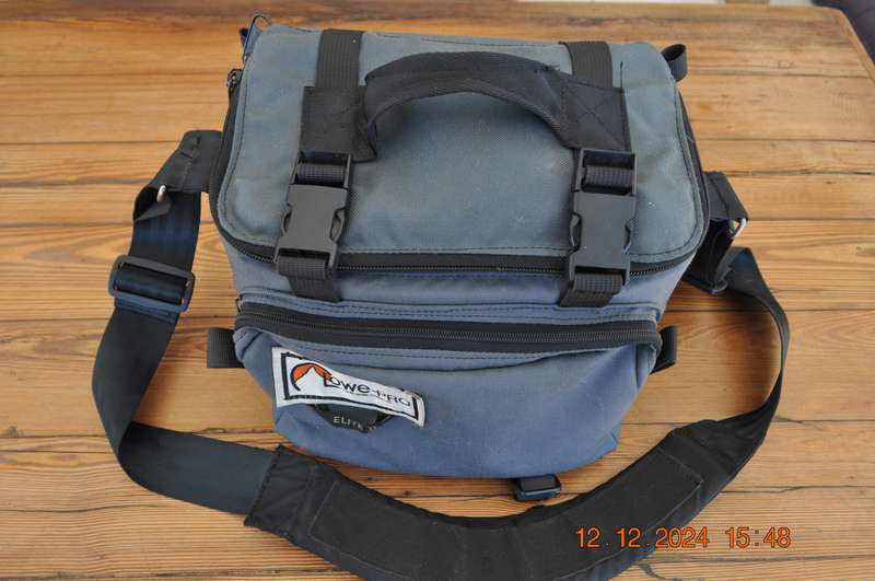 Vintage Lowepro Elite II Camera Bag
