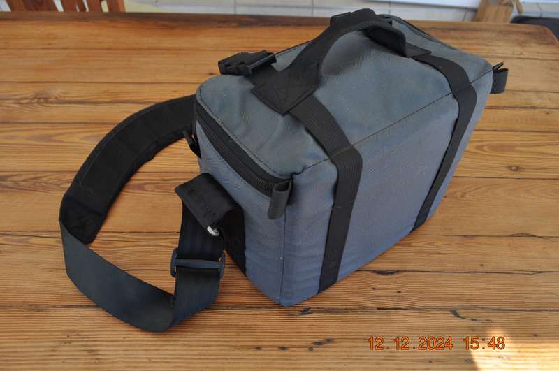 Vintage Lowepro Elite II Camera Bag