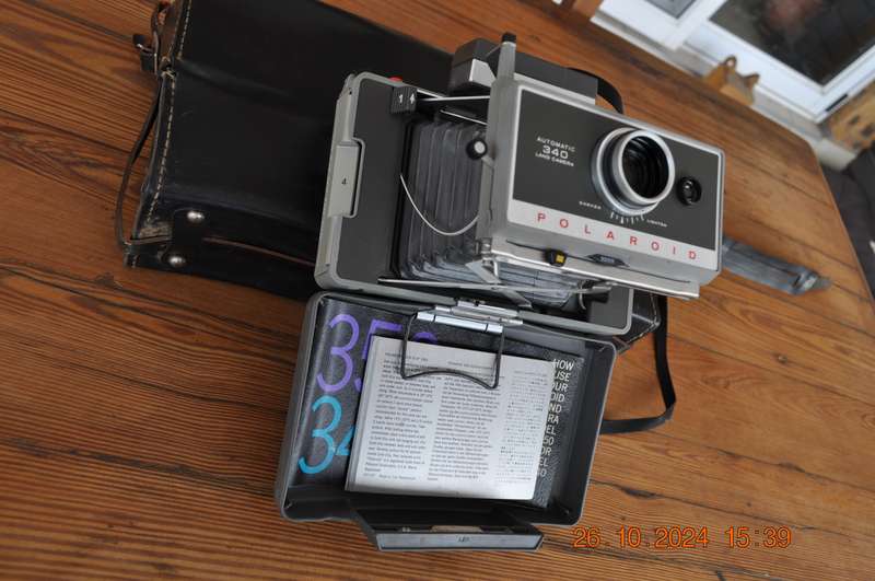 Vintage Polaroid 340 Land Camera In Leather Case