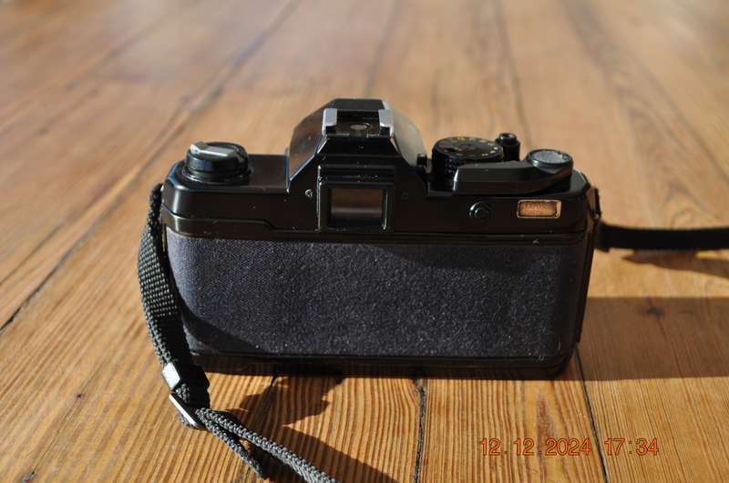 Vintage Yashica FX-3 SLR 35mm Film Camera (body only)