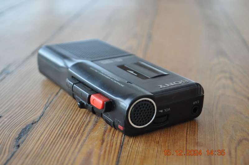 Sony Micro Cassette Recorder (not working)
