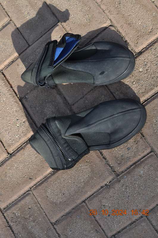 Scuba Booties Size Medium