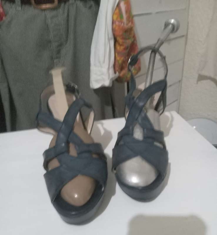 Ladies Shoes