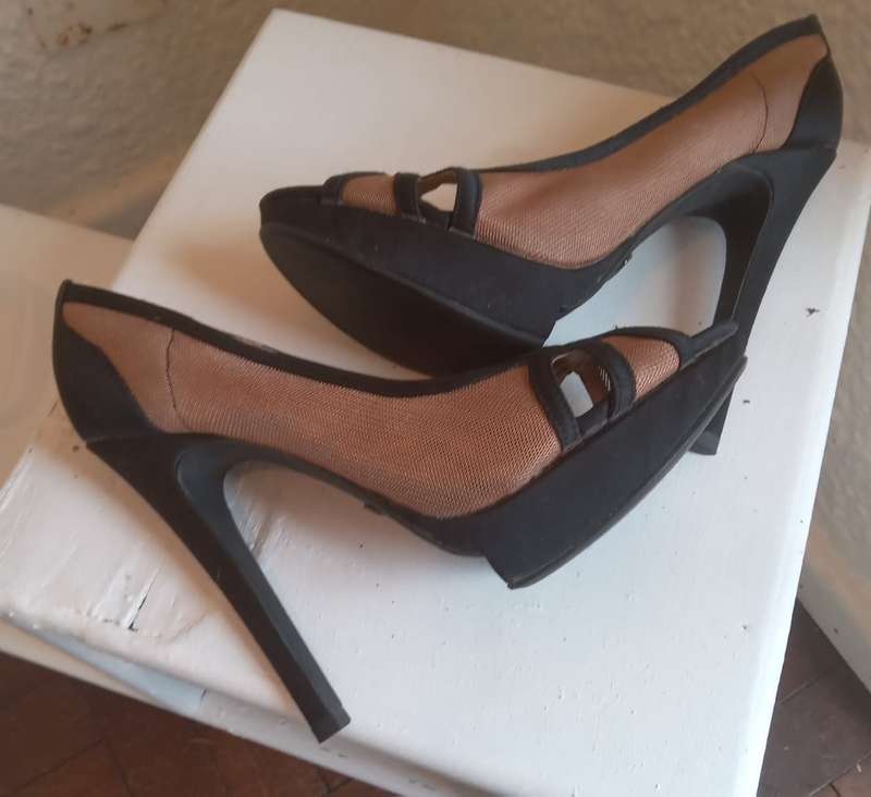 Ladies Shoes