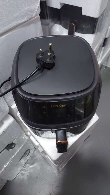Refurbished Silver Crest XXL Air Fryer with Clear View Food Basket - Black