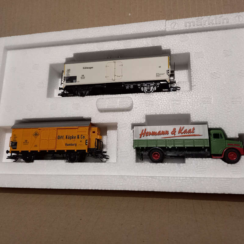 Marklin HO 47904 "Colonial Goods" set