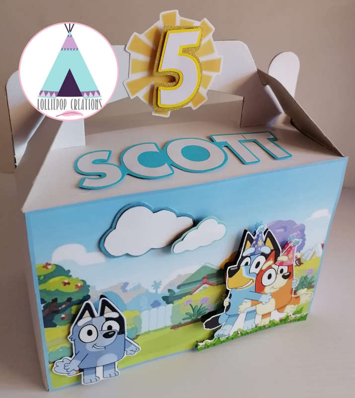 BLUEY PARTY BOXES THEMED AND PERSONALISED (10 boxes) PLUS 10 FREE Cupcake Toppers
