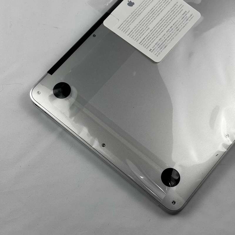Apple Macbook Air (11-inch, Mid 2011) Core i5 2GB Onboard RAM 64GB Flash Storage A1370