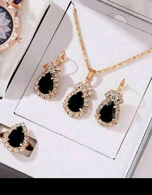 Wow amazing luxurious woman 4pc juwelry set