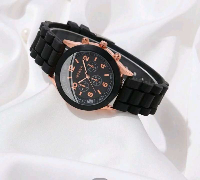Wow amazing luxurious couple Quartz Watch set
