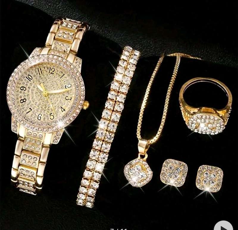 5pcs Diamond & Gold Watch Set
