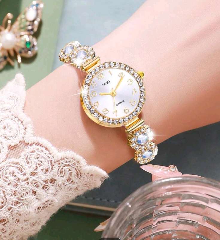 Wow amazing luxurious luxurious woman's 6pcs Quartz Watch set