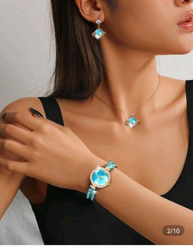 Wow amazing luxurious luxurious woman's 4pcs Quartz Watch set