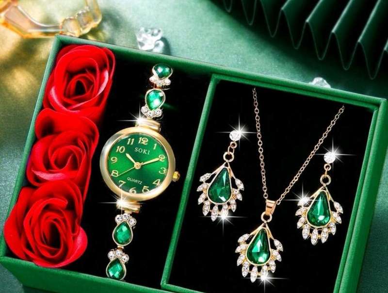 Wow amazing luxurious woman 4pc Quartz Watch set