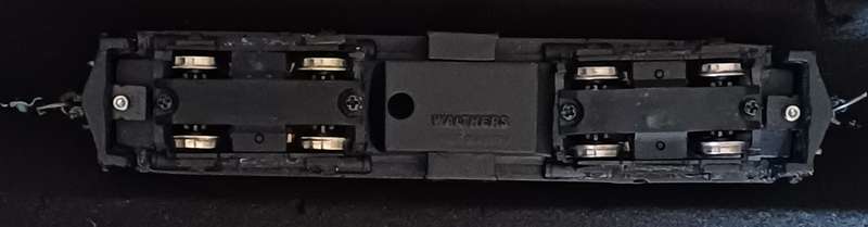 SAR Class 31-000 Diesel Locomotive #31-018 body mounted on HO Scale Walthers chassis