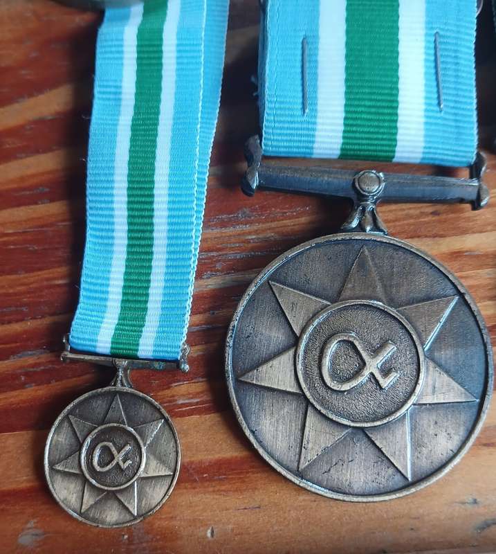 Set of SANDF Medals for KPL Lem Bergsma: 3 x sets of full and miniature medals and others