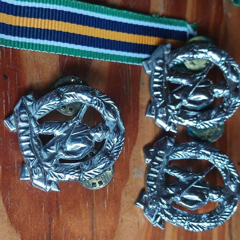 Set of SANDF Medals for KPL Lem Bergsma: 3 x sets of full and miniature medals and others