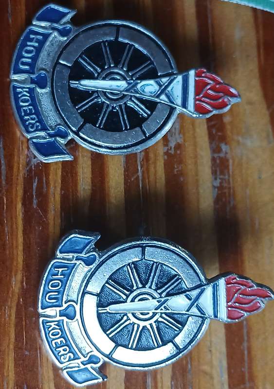 Set of SANDF Medals for KPL Lem Bergsma: 3 x sets of full and miniature medals and others