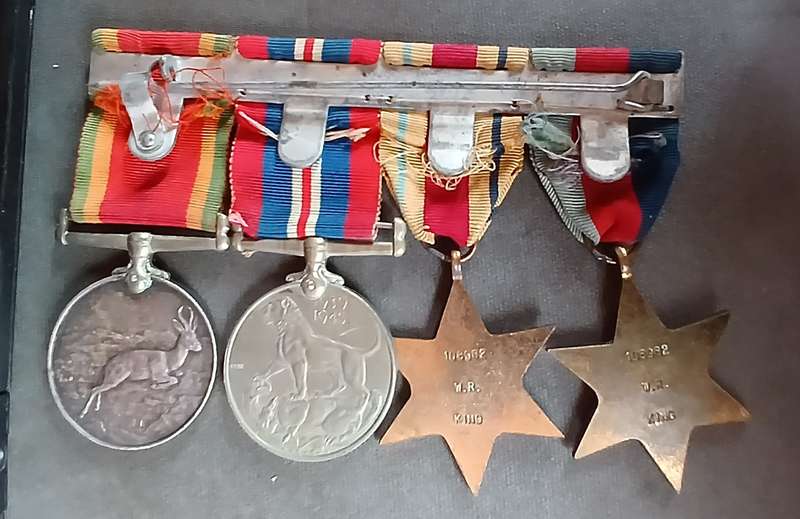 4 x WW2 MEDALS : 108982 W.R.KING