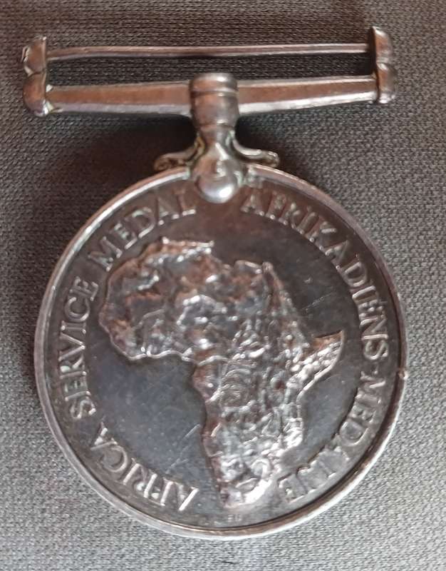3 X WW2 MEDALS : 56644 PJA OBERHOLZER
