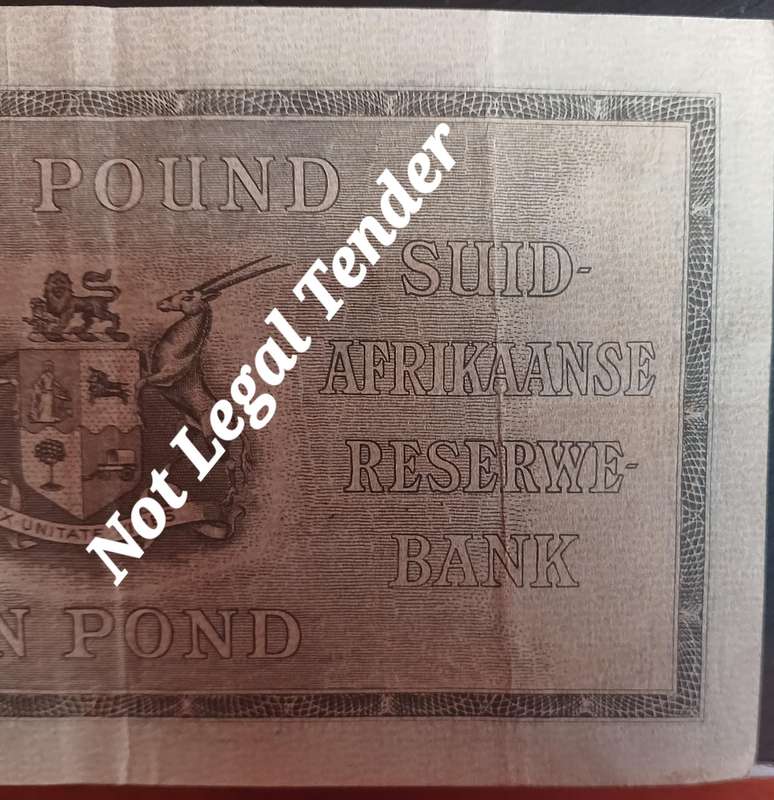 SOUTH AFRICAN 1 POUND A/124 840514