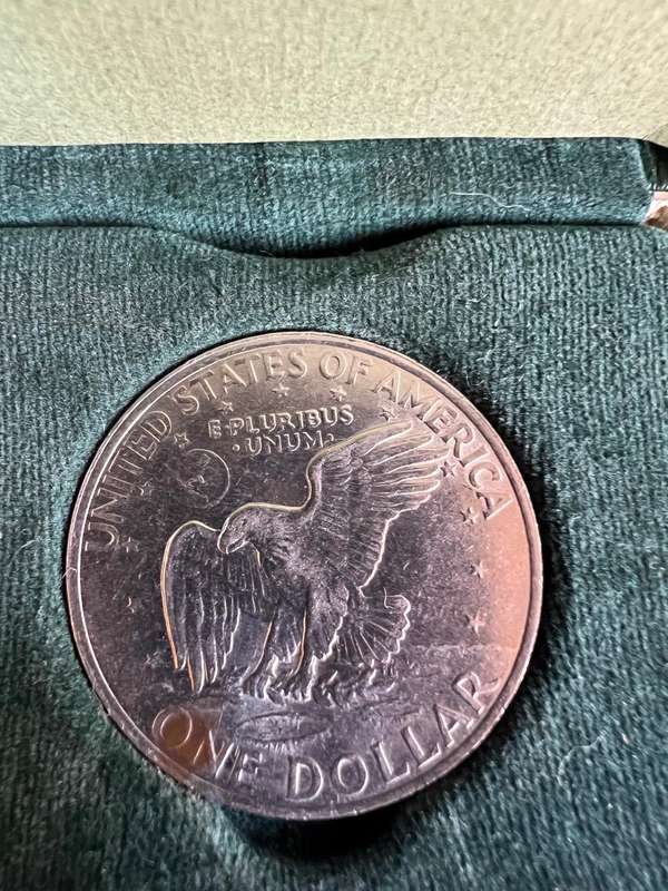 Liberty Eisenhower 1971 Silver Dollar(Left Coin)(Offers Welcome)