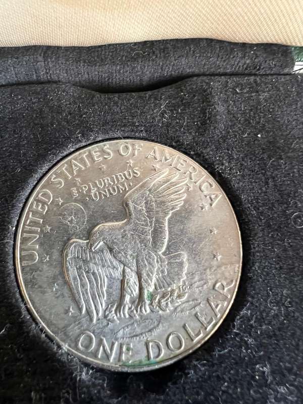 Liberty Eisenhower 1974 Silver Dollar(Right Coin)(Offers Welcome)
