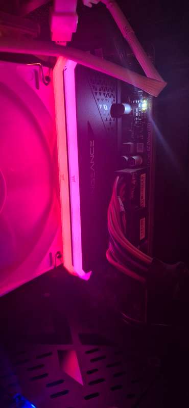 VENGEANCE RGB RS 32GB (2 x 16GB) DDR4 DRAM 3600MHz C16 RAM