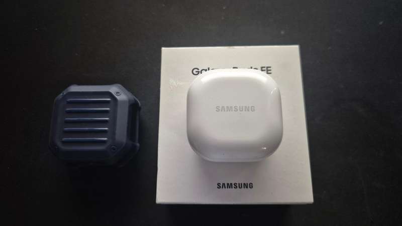 Samsung galaxy buds FE black