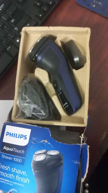 USED PHILIPS Series 1000 Wet Or Dry Electric