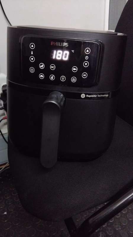 USED PHILIPS Xxl 5000S Airfryer Hd9285/90
