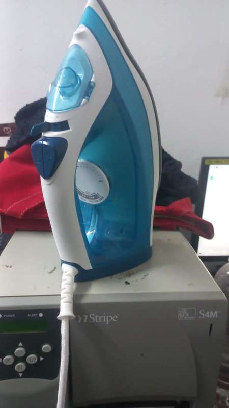 USED PHILIPS 3000 Series Steam Iron Blue