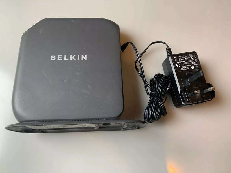 USED Belkin SHARE N300 300 MPs 10/100 Wireless Router