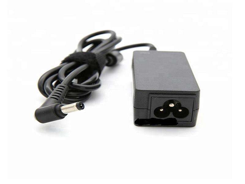 SAMSUNG Universal Charger Sam 19V-2.1