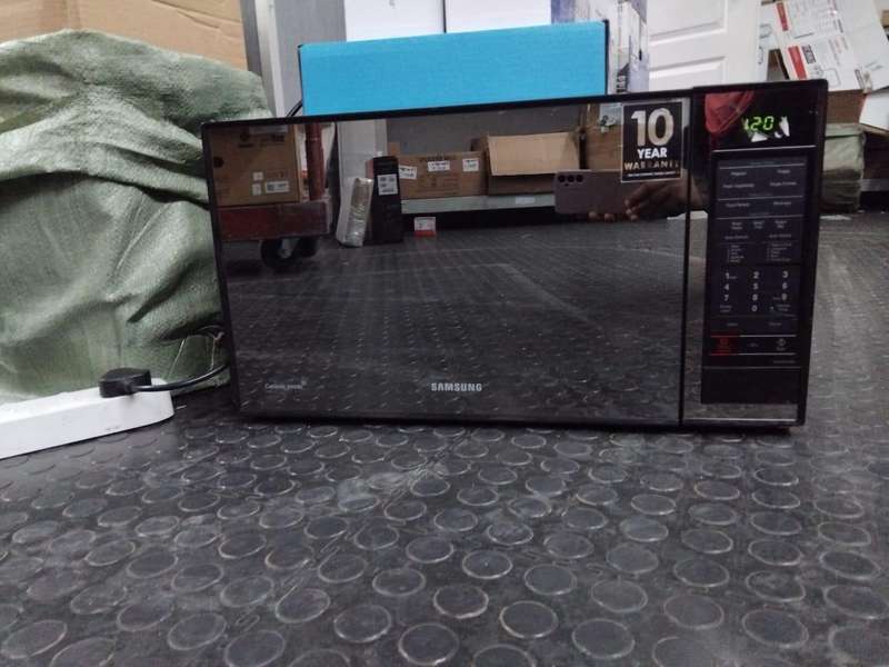 OPENBOX SAMSUNG 40L Solo Microwave BLACK GLASS MIRROR