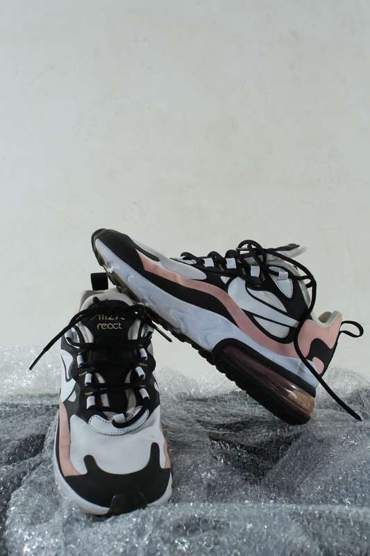 FRESH DROP: NIKE AIR 270 React | UK 5 | R1399