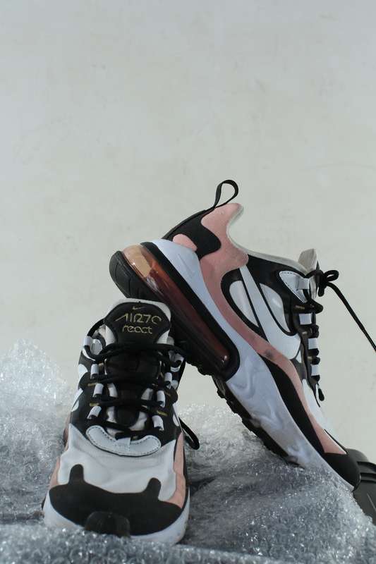 FRESH DROP: NIKE AIR 270 React | UK 5 | R1399