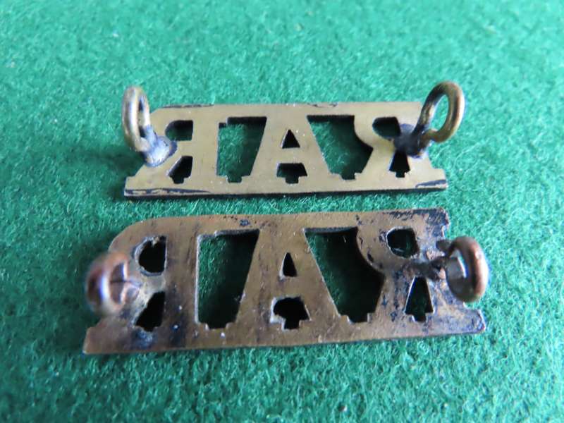 Rhodesia - Bush War - Rhodesian African Rifles - Pair of Shoulder Titles