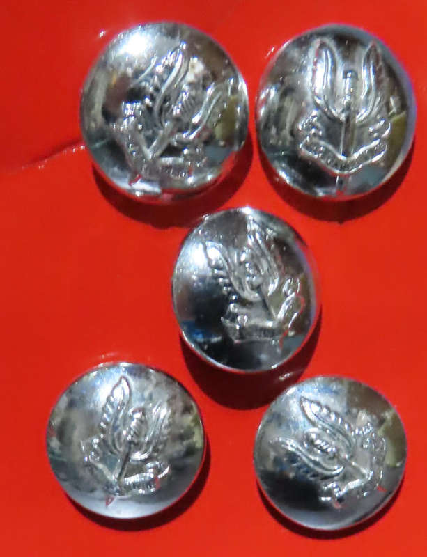 Rhodesia - Bush War - 5 SAS Buttons - Scarce