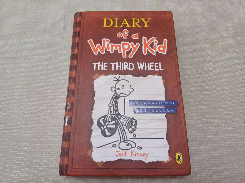 Diary of a Wimpy Kid - The Third Wheel. Jeff Kinney. Hardcover.