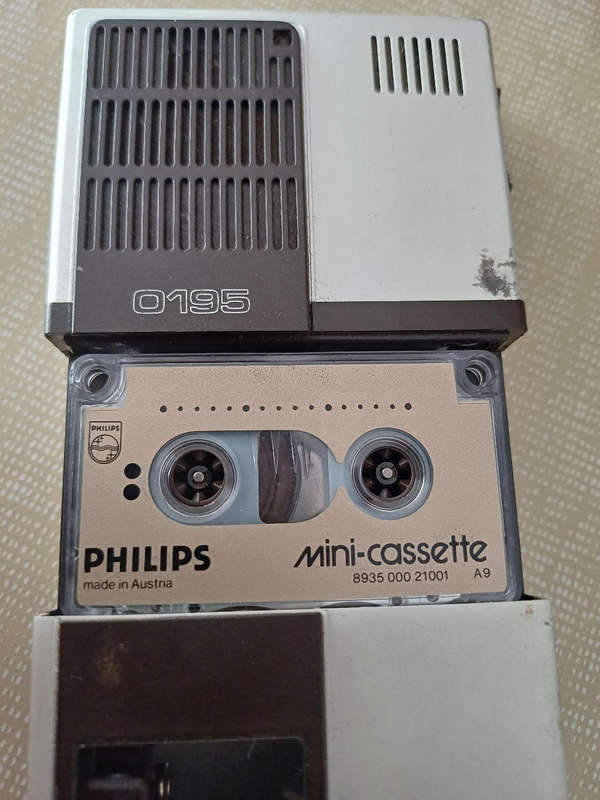 Vintage Philips Pocket Memo Mini Cassette Recorder - Model LFH0195