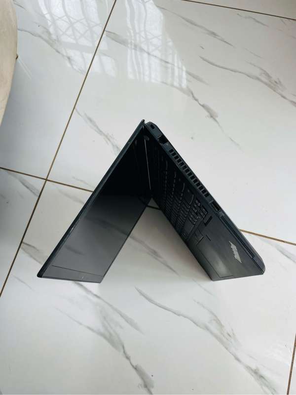 Rayzen 5 Lenovo T495 10th Gen
