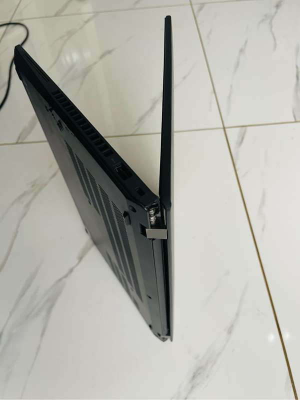 i5 12Gen Lenovo T14